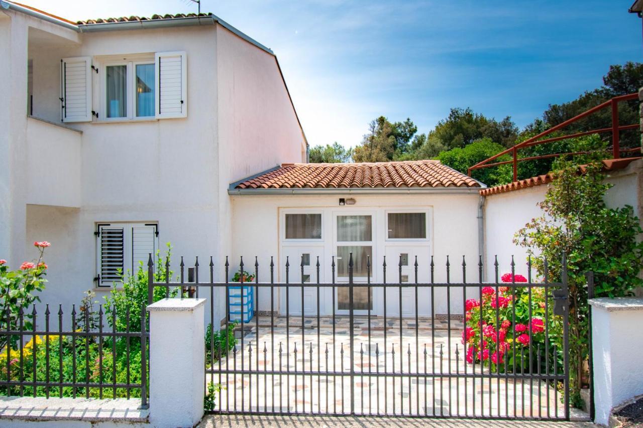 Apartments Betty Borik Rovinj Exterior foto
