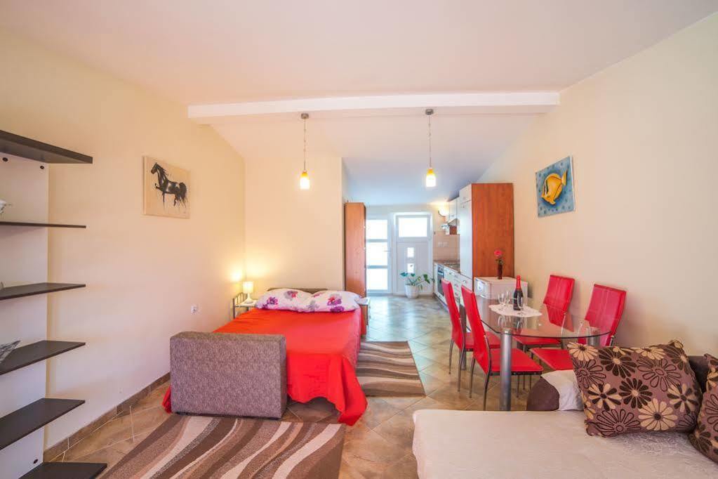 Apartments Betty Borik Rovinj Exterior foto